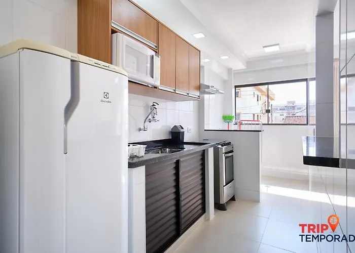 Apartamento com ar condicionado à 100 metros da praia - Edifício Ibiza Ubatuba